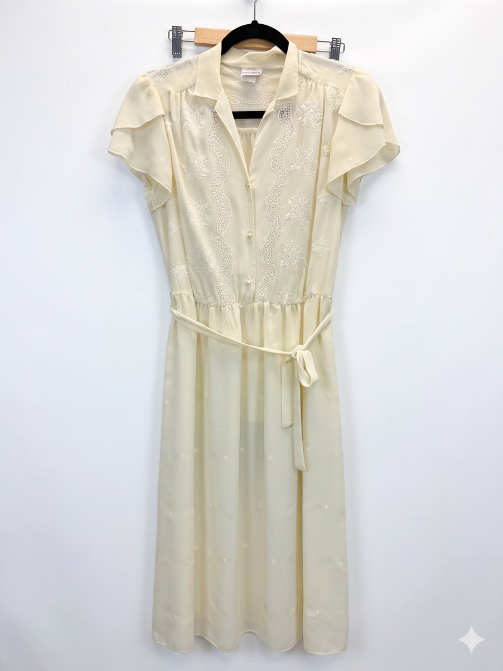 Vintage- 70s California Cut Outs Classic Cream Tie-Waist Midi Dress